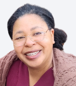 Andria, American English pronunciation coach
